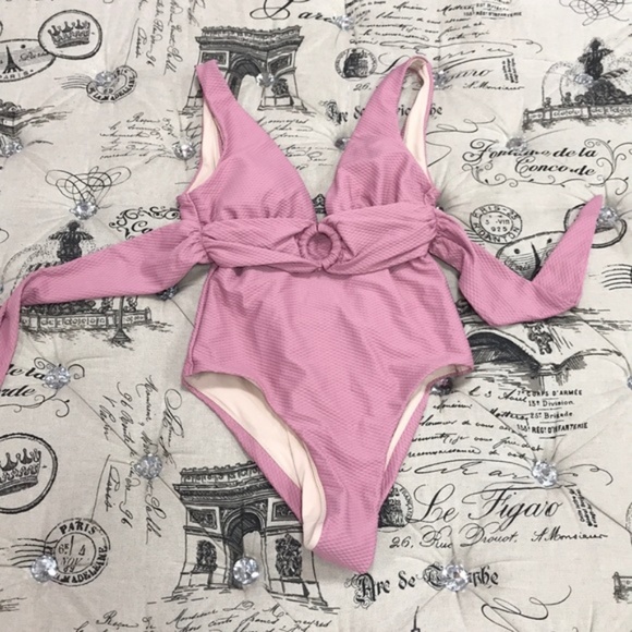 Chelsea28 Belted Textured One-Piece Swimsuit - Picture 5 of 6